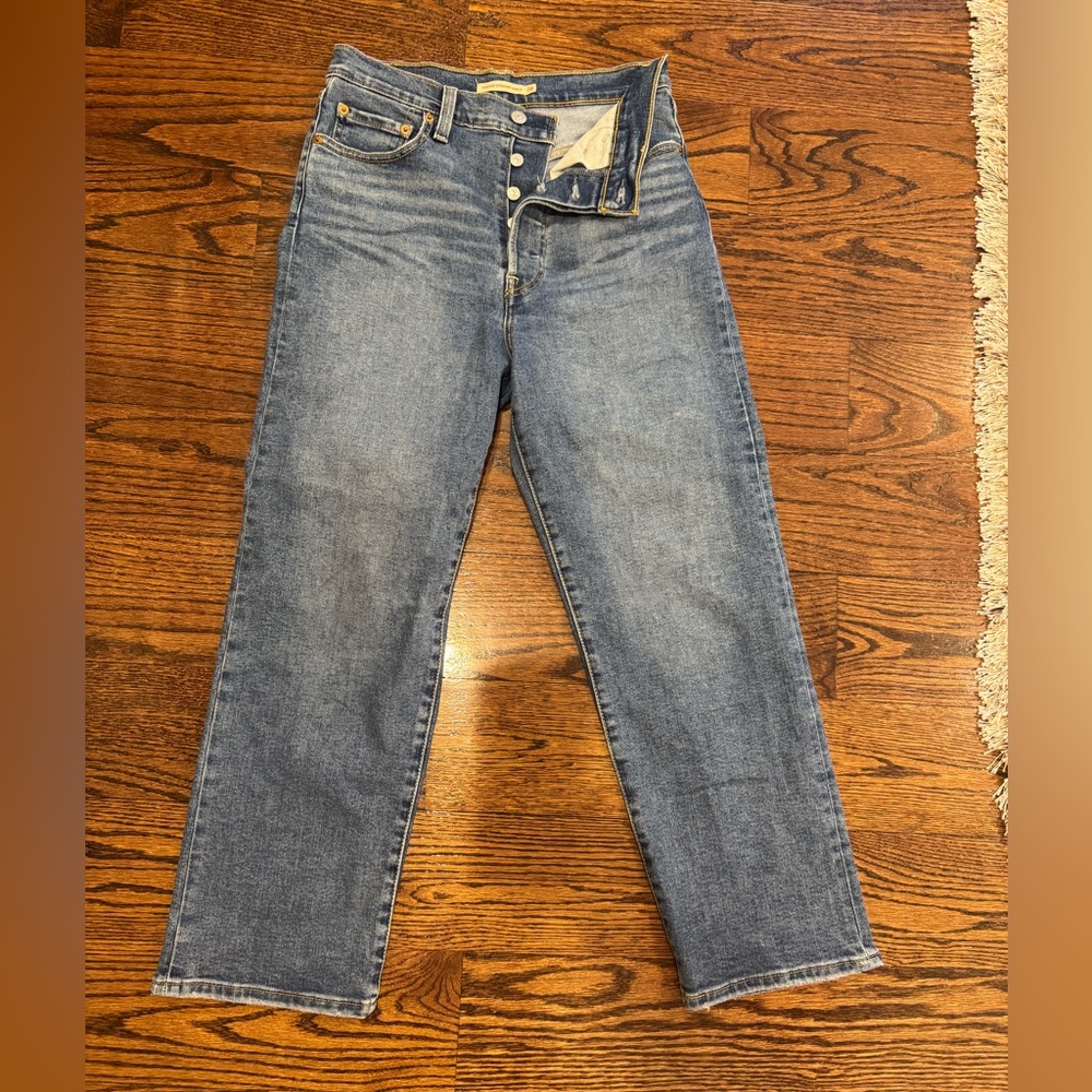 Levi’s ribcage straight ankle jeans